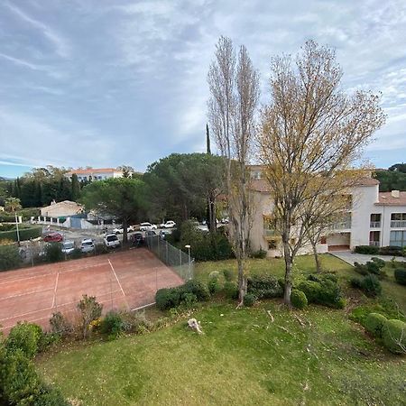 Frejus-Lagon Bleu Luaran gambar